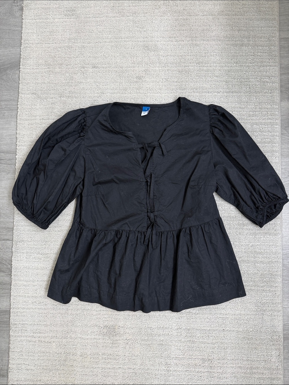 Old Navy Black Peplum Tie-Front Puff Sleeve Blouse